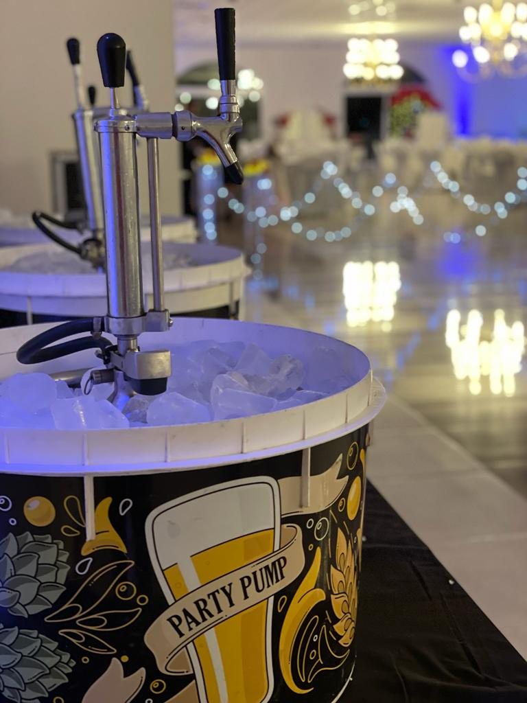 Choperas de Session en un salón de fiestas